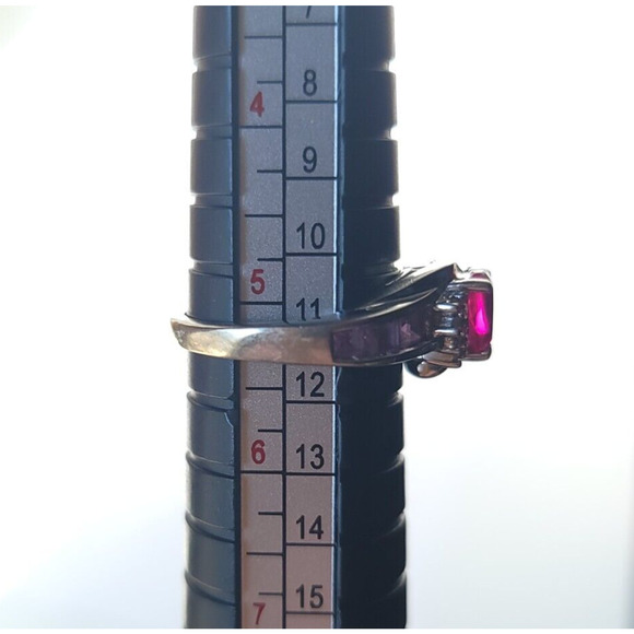 Vintage THL 10k White Gold Ruby Heart Ring, Size 5.25 - Elegant & Timeless - Picture 13 of 15